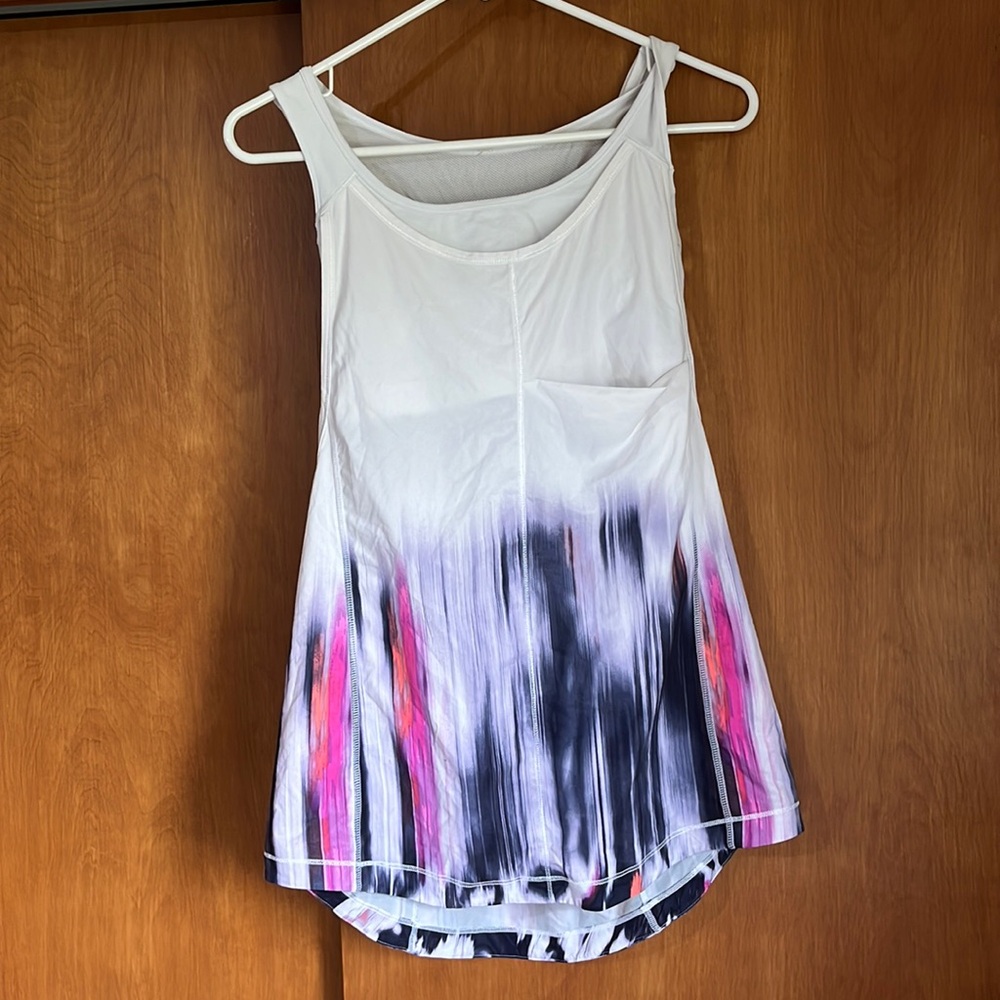 Lululemon tank top